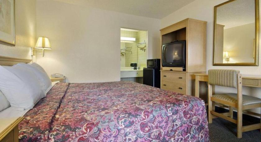 Hotel Days & Mobile