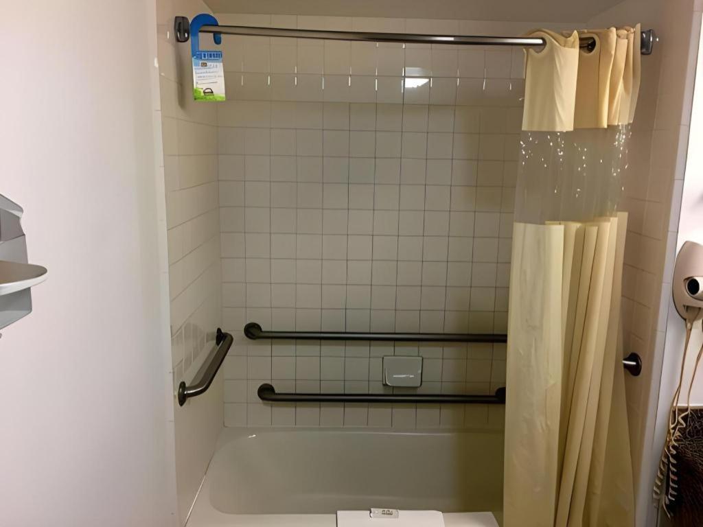Hotel Days & Mobile
