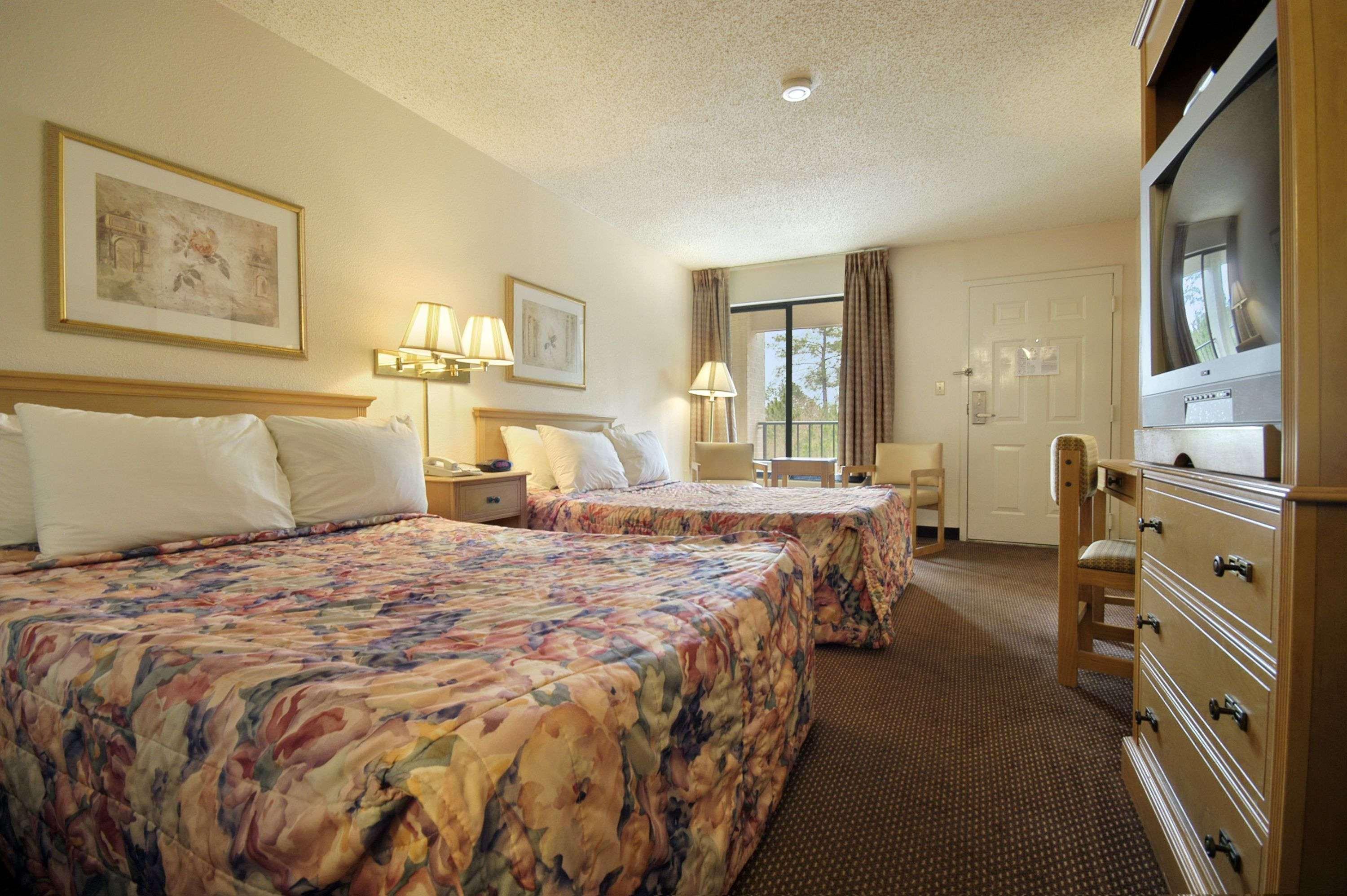 Hotel Days & Mobile 2*