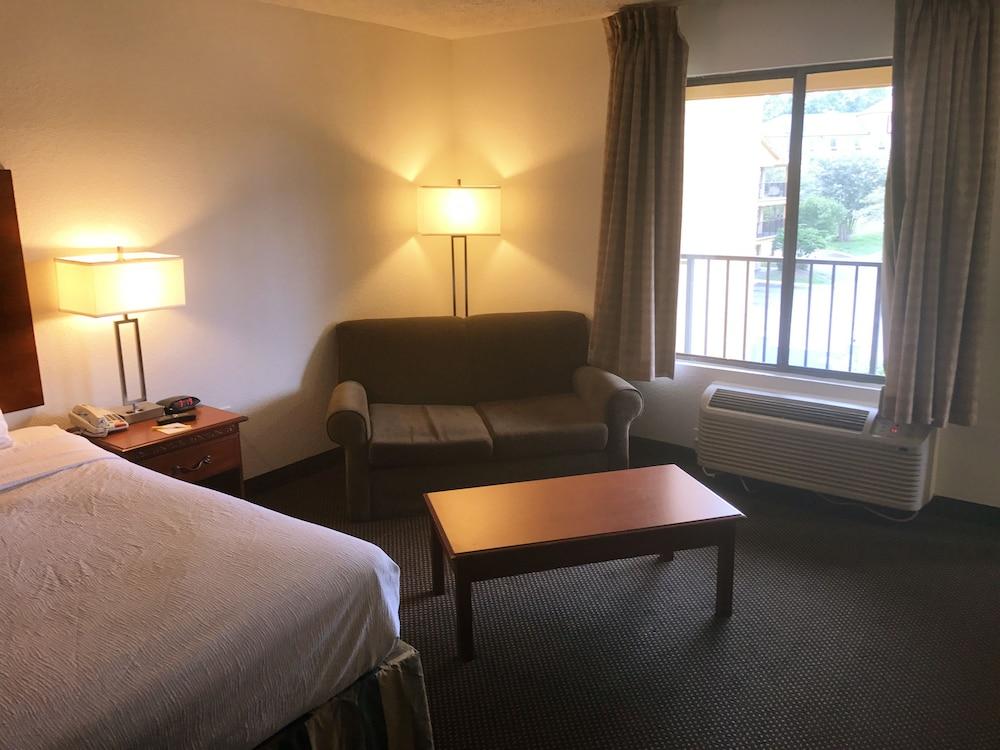 Hotel Days & Mobile
