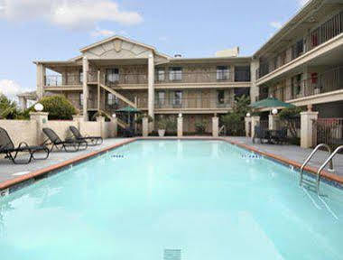 Days & Mobile Hotel 2*